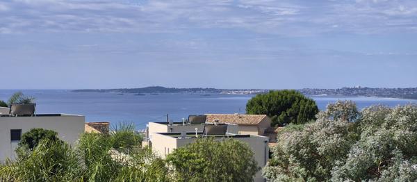 Cagnes-sur-Mer – Villa contemporaine avec Vue Mer
