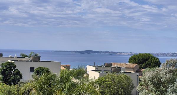 Cagnes-sur-Mer – Villa contemporaine avec Vue Mer