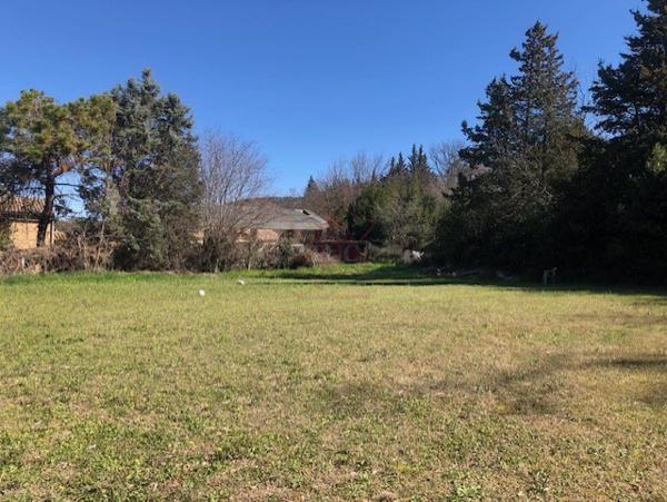 Terrain à bâtir de 947m² à acheter à Mondragon (84) Mondragon (84430)