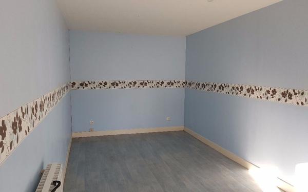 Maison à louer    3 pièces •  Saint-Rémy-du-Val