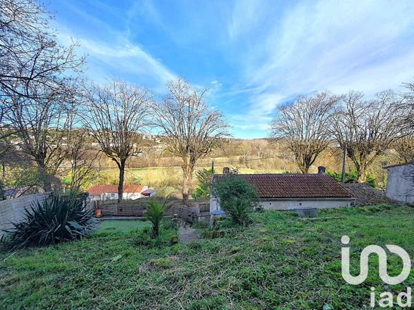 Maison de ville 4 pièces de 76 m² à Angoulême (16000)