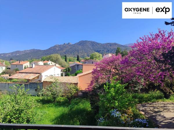 Maison au coeur du village avec un grand terrain encore constructible