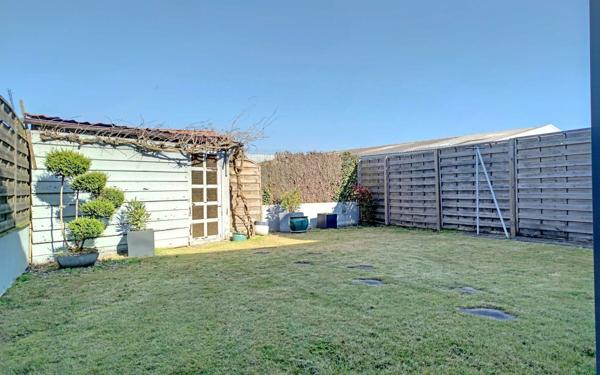 Immeuble à vendre    4 pièces •  Cholet