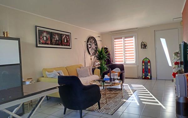 Immeuble à vendre    4 pièces •  Cholet