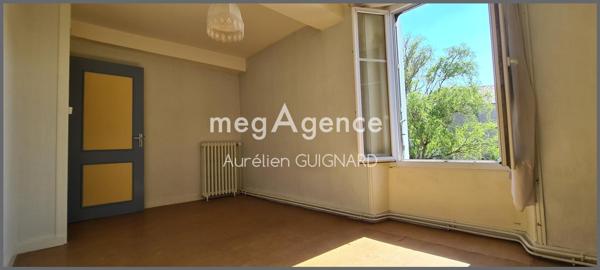 Maison à ARGENTONNAY, 79150 - 7 pièces 121m²