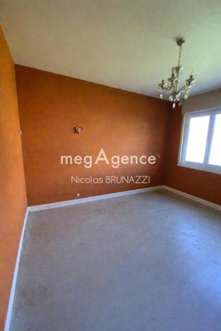 Maison à VIMOUTIERS, 61120 - 5 pièces 79m²