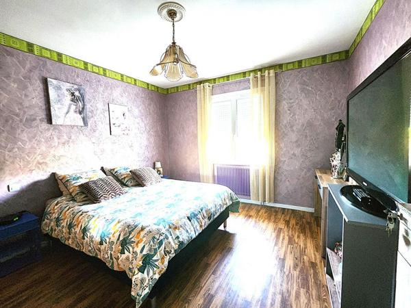 Maison 230m² + SOUS SOL + PISCINE + TERRAIN 4000m²