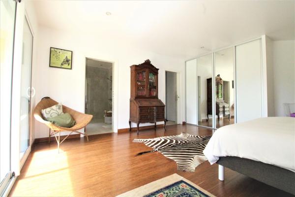 Dpt Yvelines (78), à vendre TRIEL SUR SEINE maison P10 de 443,52 m² - Terrain de 1567,00 m²