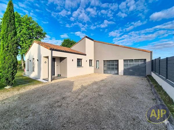 Vente maison L Herbergement : 267 000 € - AJP Immobilier Montaigu