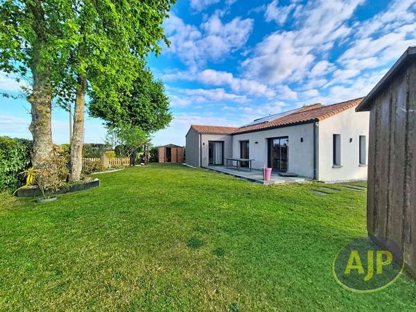 Vente maison L Herbergement : 267 000 € - AJP Immobilier Montaigu