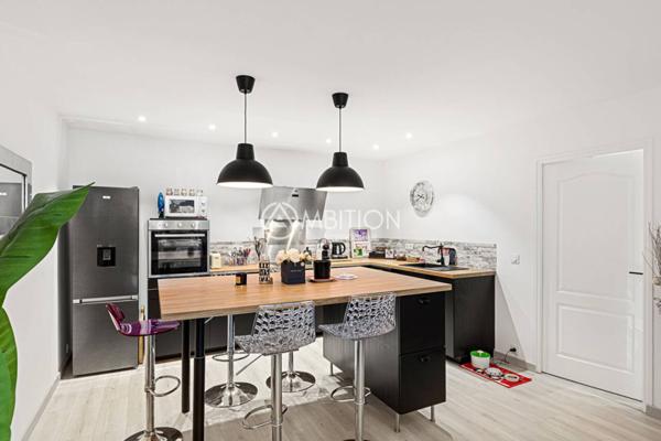 Loft / Atelier à vendre 3 pièces de 89 m²