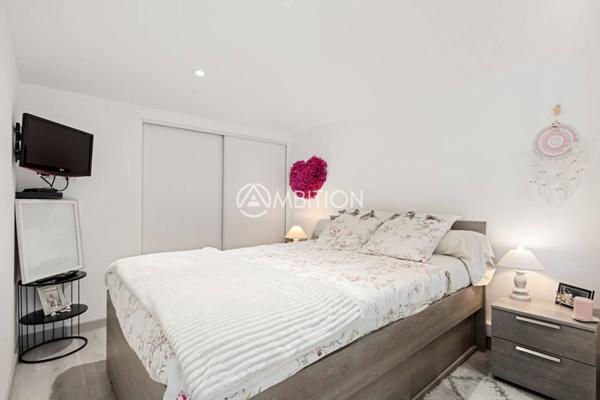 Loft / Atelier à vendre 3 pièces de 89 m²