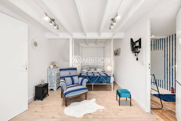 Loft / Atelier à vendre 3 pièces de 89 m²
