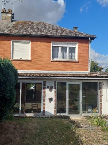 Maison mitoyenne 1 côté Beaurains 107 m²