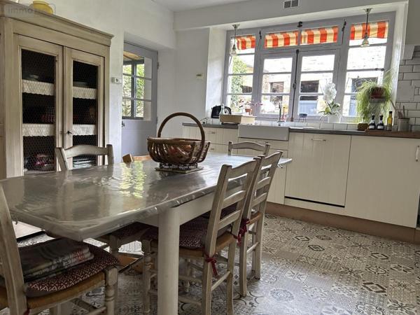 Maison à vendre à Guingamp dans les Côtes-d'Armor (22200), ref : 22064-1288