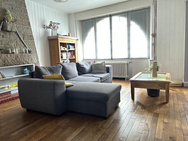 Maison à vendre à Guingamp dans les Côtes-d'Armor (22200), ref : 22064-1288