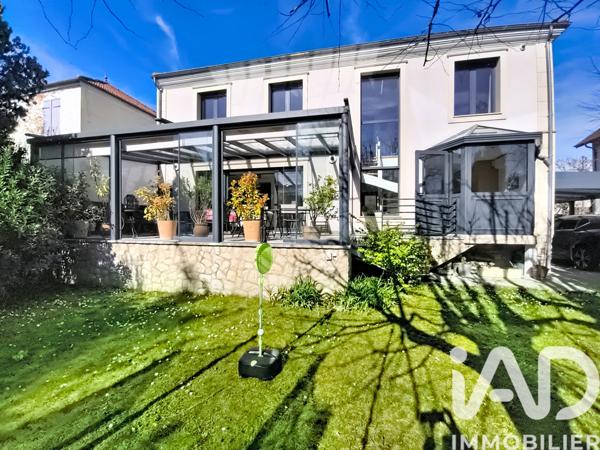 Maison à vendre 7 pièces 230 m² Saint-Maur-des-Fossés