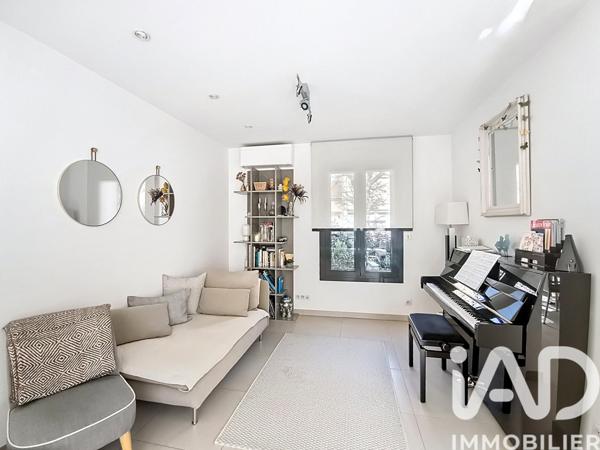 Maison à vendre 7 pièces 230 m² Saint-Maur-des-Fossés