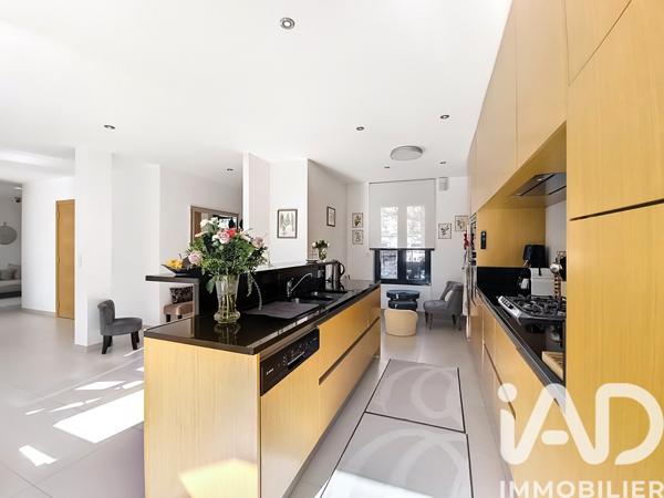Maison à vendre 7 pièces 230 m² Saint-Maur-des-Fossés