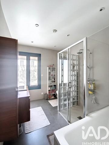 Maison à vendre 7 pièces 230 m² Saint-Maur-des-Fossés