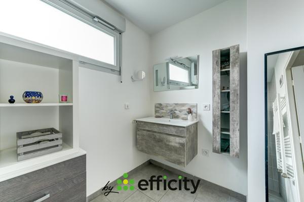 Appartement 3 pièces - 65 m² Exclusivité efficity