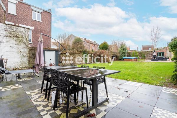 Maison 7 pièces - 200 m²