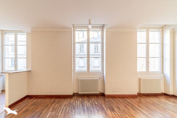 Appartement à vendre |                                       Bordeaux |                                        4 pièces  |  80 m²