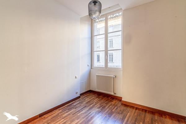 Appartement à vendre |                                       Bordeaux |                                        4 pièces  |  80 m²
