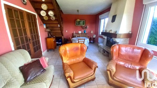 Maison 5 pièces de 97 m² à Melgven (29140)