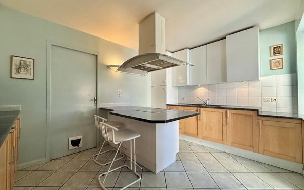 Maison à vendre    6 pièces • 208 m2 Pontailler-sur-Saône