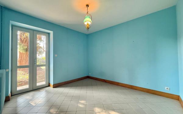 Maison à vendre    6 pièces • 208 m2 Pontailler-sur-Saône