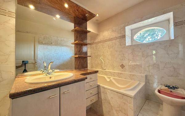 Maison à vendre    6 pièces • 208 m2 Pontailler-sur-Saône