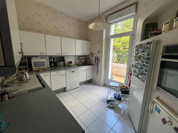 Maison 7 pièce(s) 150 m2 secteur Canclaux