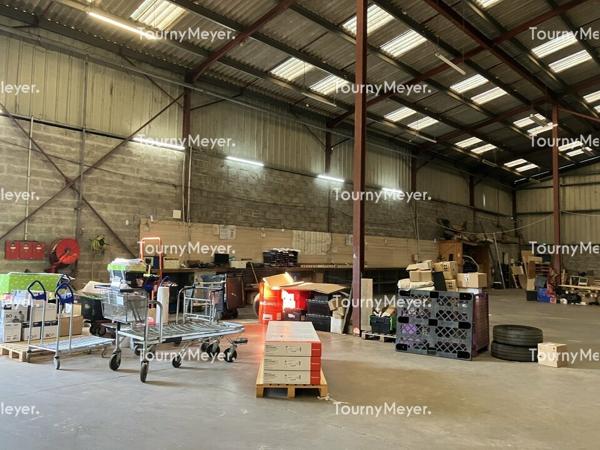 Local d'activites 890m² À louer - MÉRIGNAC