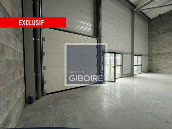 Local d'activites 223 m² à vendre GOVEN (réf : 35.6504)