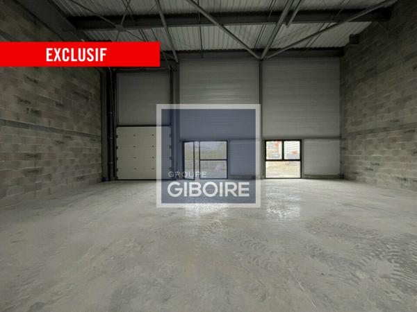 Local d'activites 223 m² à vendre GOVEN (réf : 35.6504)