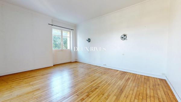 Beau T2 hyper centre avec ascenseur de 61m2 possible t3