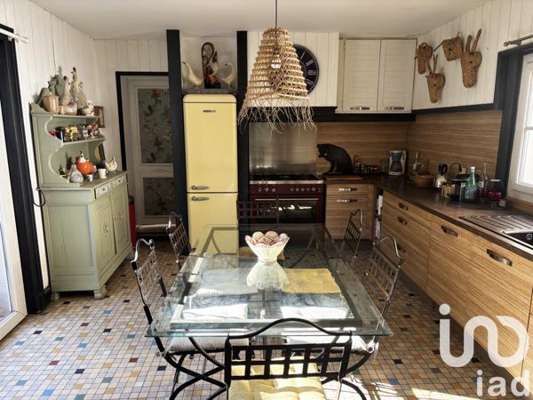 Maison à vendre 6 pièces 141 m² Saint-Loubès