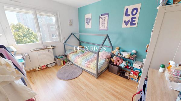 Appartement type 5 - 3 chambres - 2 exterieurs - parking