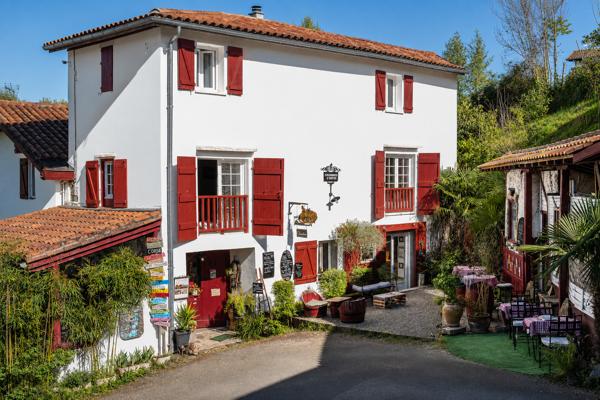 Vente Moulin Espelette 10 Pièces 263 m²