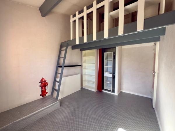 Maison à vendre 5 pièces, garage,piscine, MONTPELLIER La Martelle ( Montpellier Village) PROCHE tram, Bus, écoles, commerce