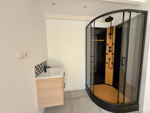 Maison à vendre 5 pièces, garage,piscine, MONTPELLIER La Martelle ( Montpellier Village) PROCHE tram, Bus, écoles, commerce