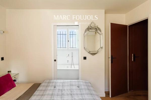 Paris XVIII – Lamarck/Junot – Duplex derniers étages avec terrasses