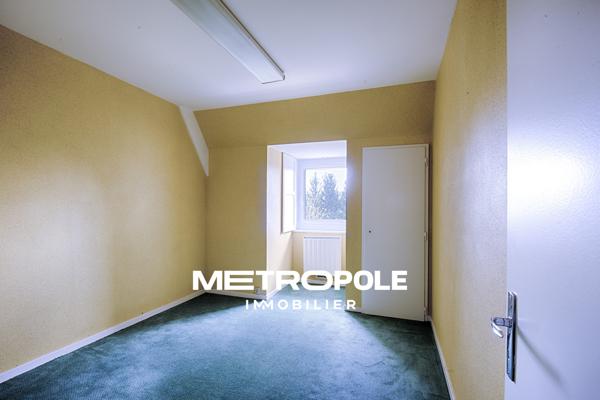 Maison 12 pièce(s) 10 chambre(s) 425 m²