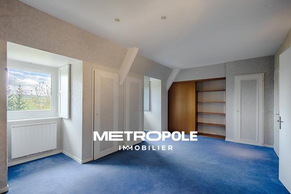 Maison 12 pièce(s) 10 chambre(s) 425 m²