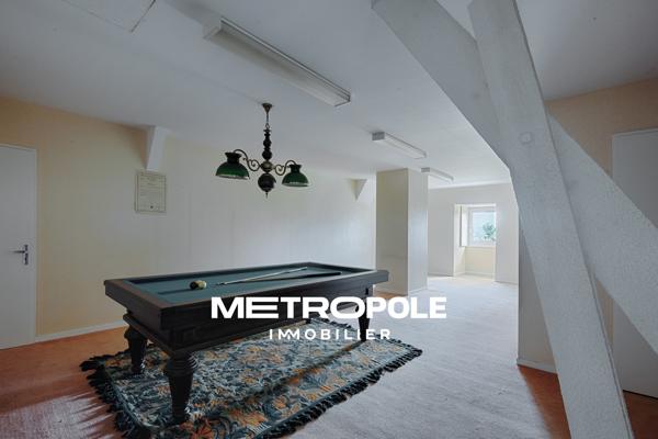 Maison 12 pièce(s) 10 chambre(s) 425 m²