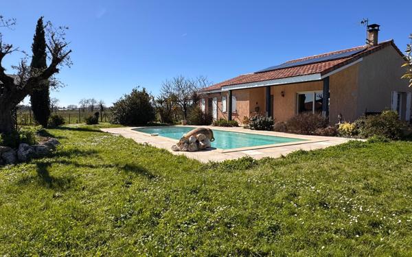 Maison à vendre    4 pièces •  Noé