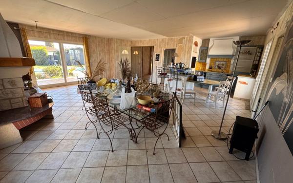 Maison à vendre    4 pièces •  Noé