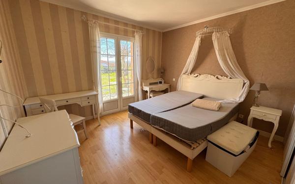 Maison à vendre    4 pièces •  Noé