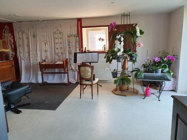 Maison à vendre |  Domérat |  7 pièces | 120 m²